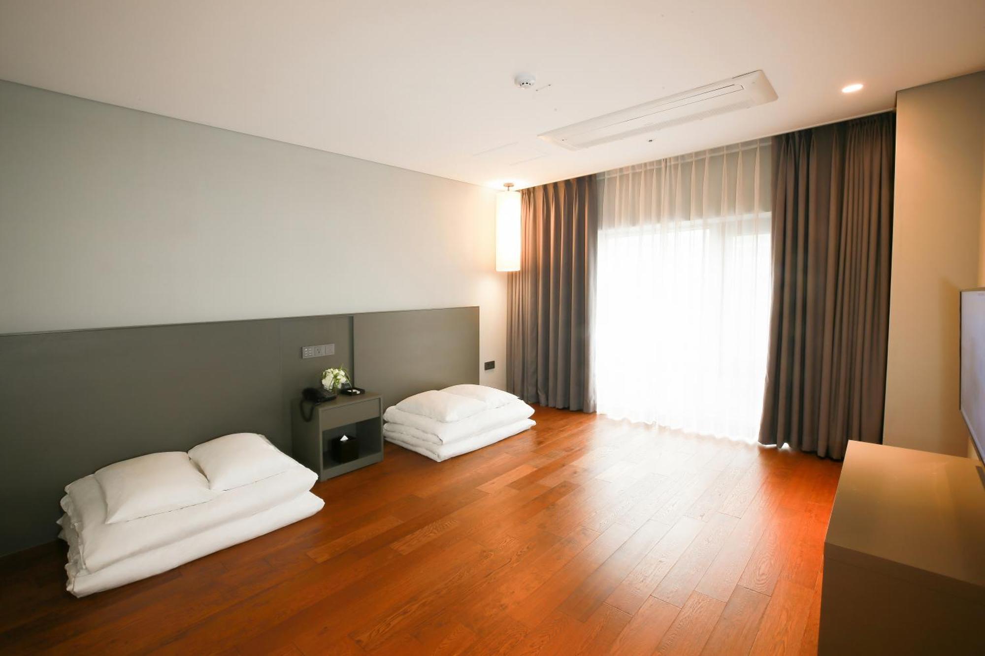Iksan Westernlife Hotel חדר תמונה